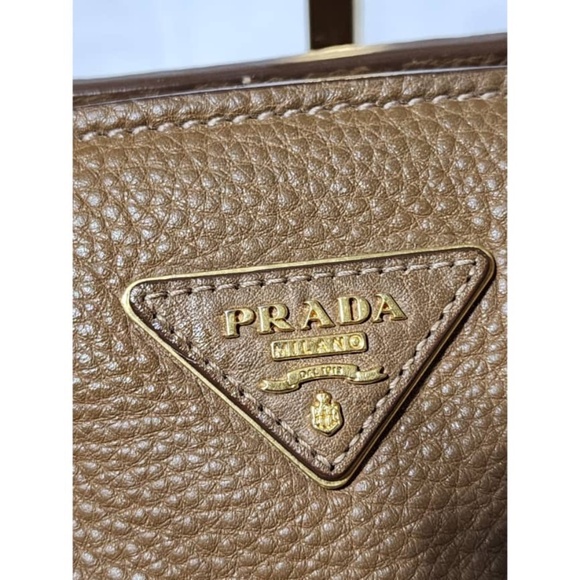 Authentic Prada Vitello Daino Tote Bag Brown - Picture 6 of 15